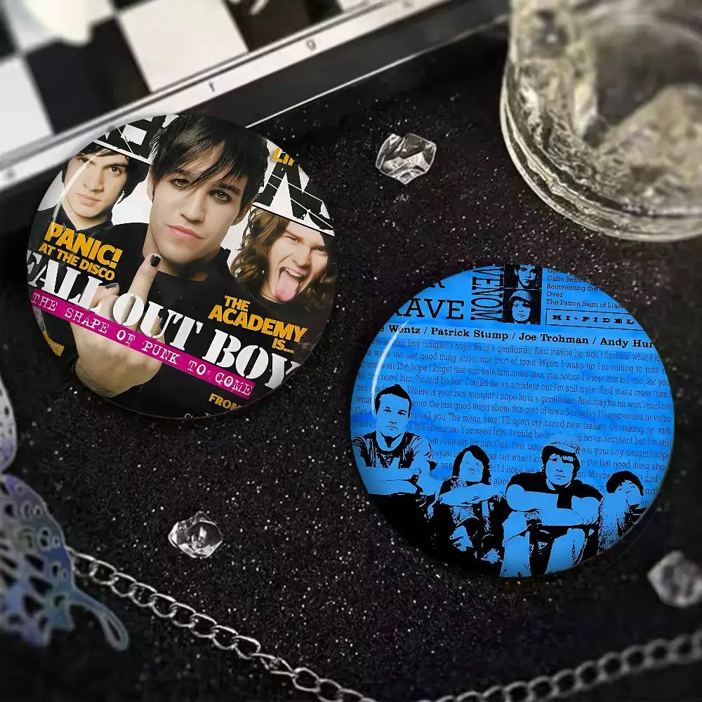 الموسيقى F-الخريف خارج الصبي 32/44/58 مللي متر تخصيص زر دبابيس لطيف مضحك الإبداعية شارة مجوهرات ديكور هدايا للأصدقاء #2