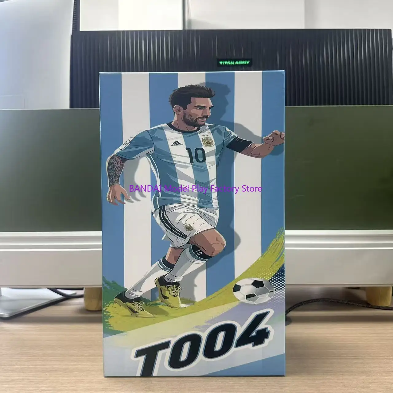 

In stock DDTOYS Spot Messi 1/6 Modern Soldier Joint Movable Football Model