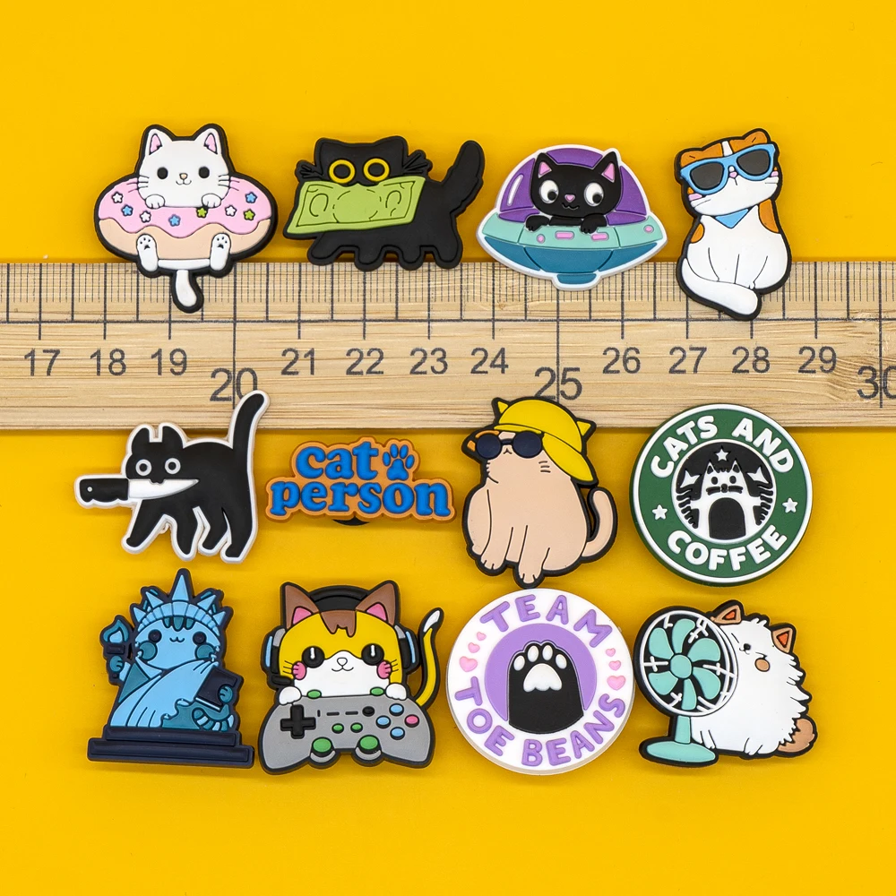 1/16PCS Cute Cats Shoe Charms Funny Style Cats Shoe Accessories for Kids Sandal Buckle Clog Decirations for Women Men Gifts