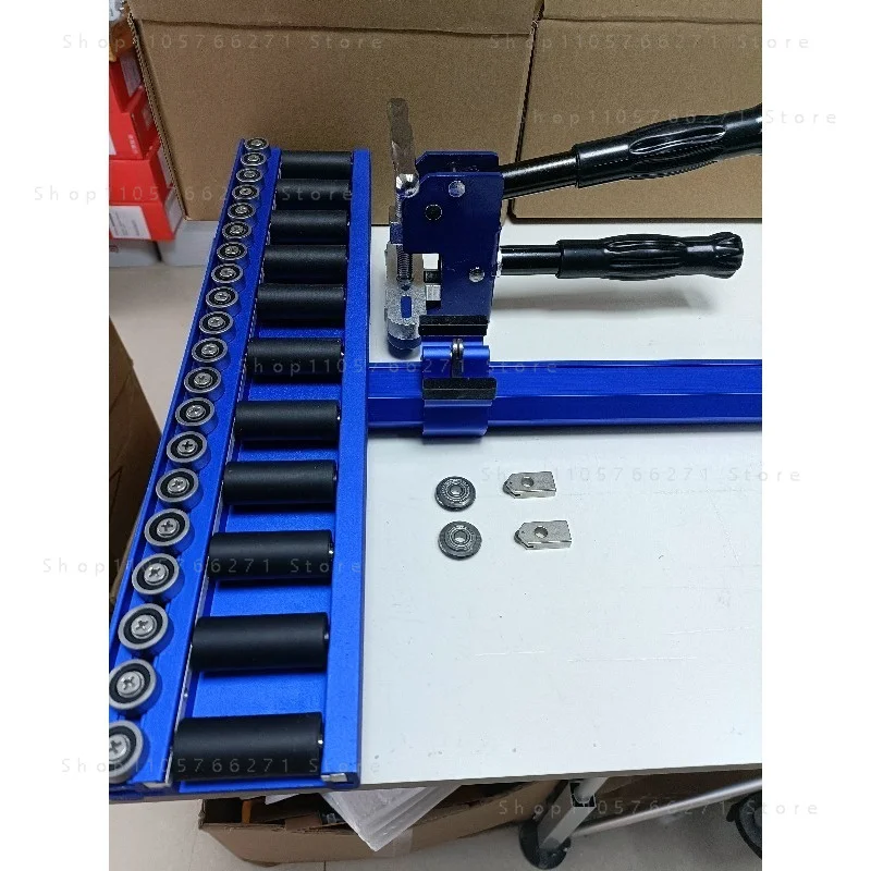 ZT390 Double Sided Scale with 2 Big 2 Small Cutter Wheels Aluminum Locking Pliers