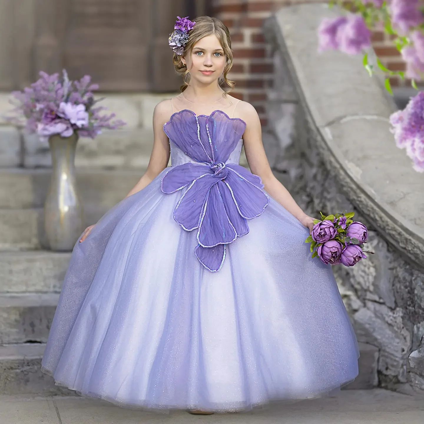 

Custom Elegant Sequin Light Purple Girls' Dress, Arabic-Style Sleeveless Princess Design, Suitable for Children's Birthdays, Wed