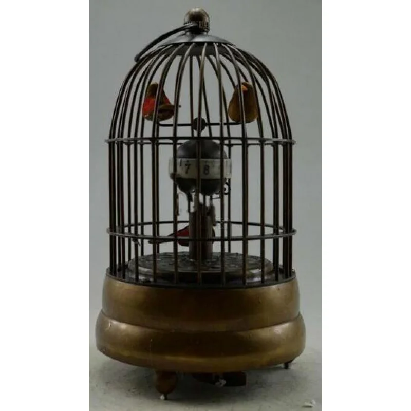 Collect bronze statues, bronze birds carved in mechanical cages, clos and watches