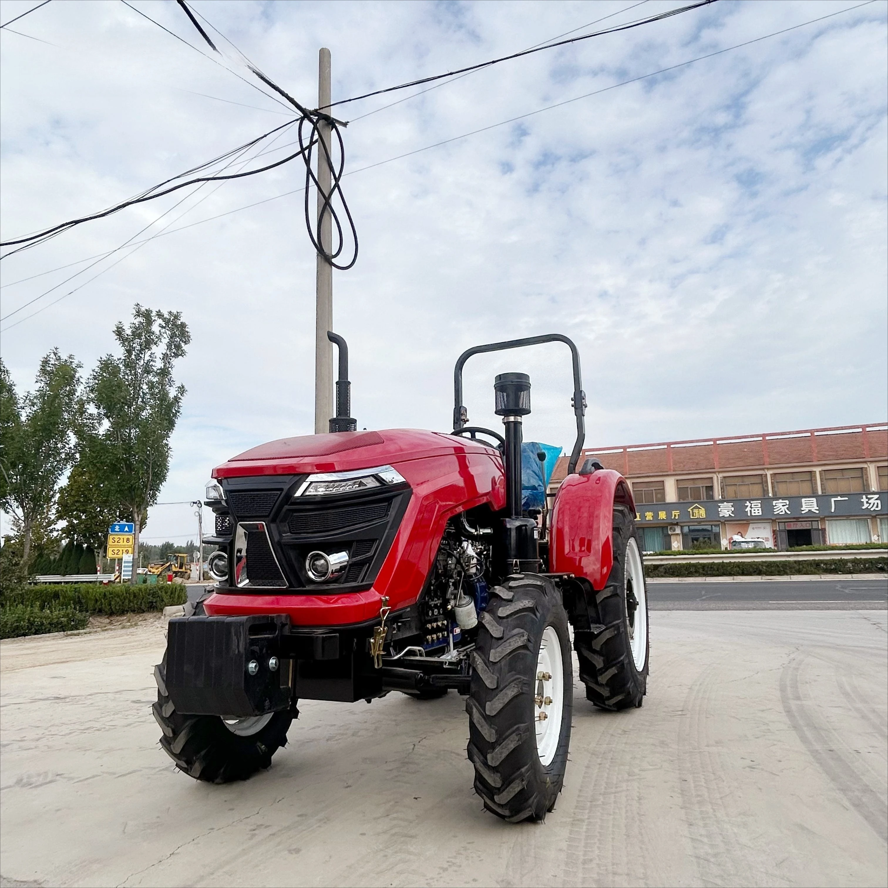 High Quality 50HP 80HP Compact Small Tractor 4X4 1-Year Extended Warranty Engineered for Longevity Featuring 4WD Gearbox Core