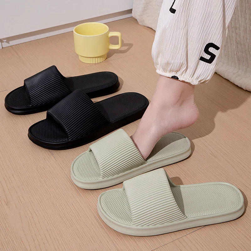 Lightweight Home Slippers Women Summer 2024 Comfortable Soft Sole Inddor Slides Ladies Solid Color Non-slip Beach Shoes Sandals