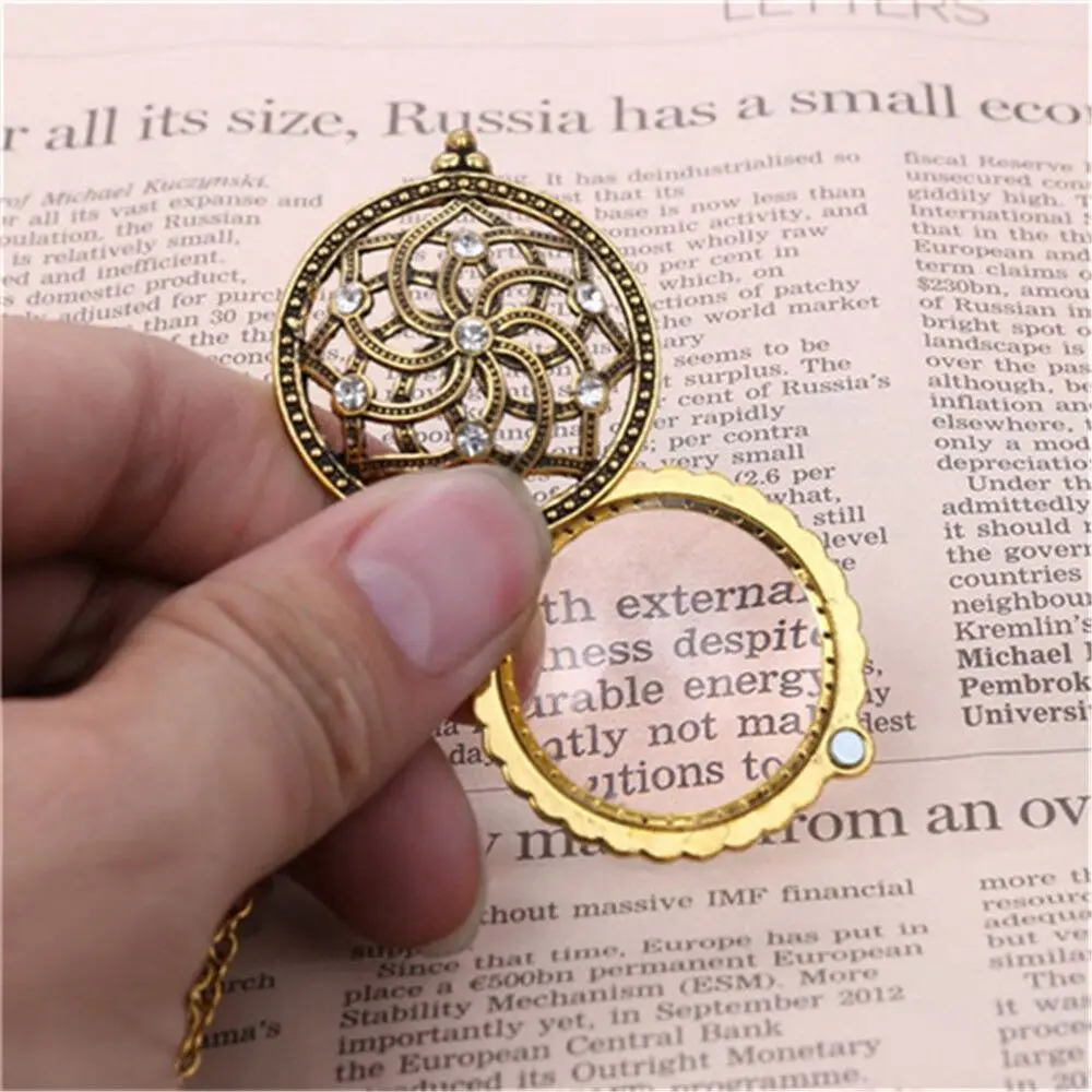 Fashion Alloy Magnifying Glass Pendant Necklace Golden Vintage Sweater Chain Gifts Magnifying Glass Pendant