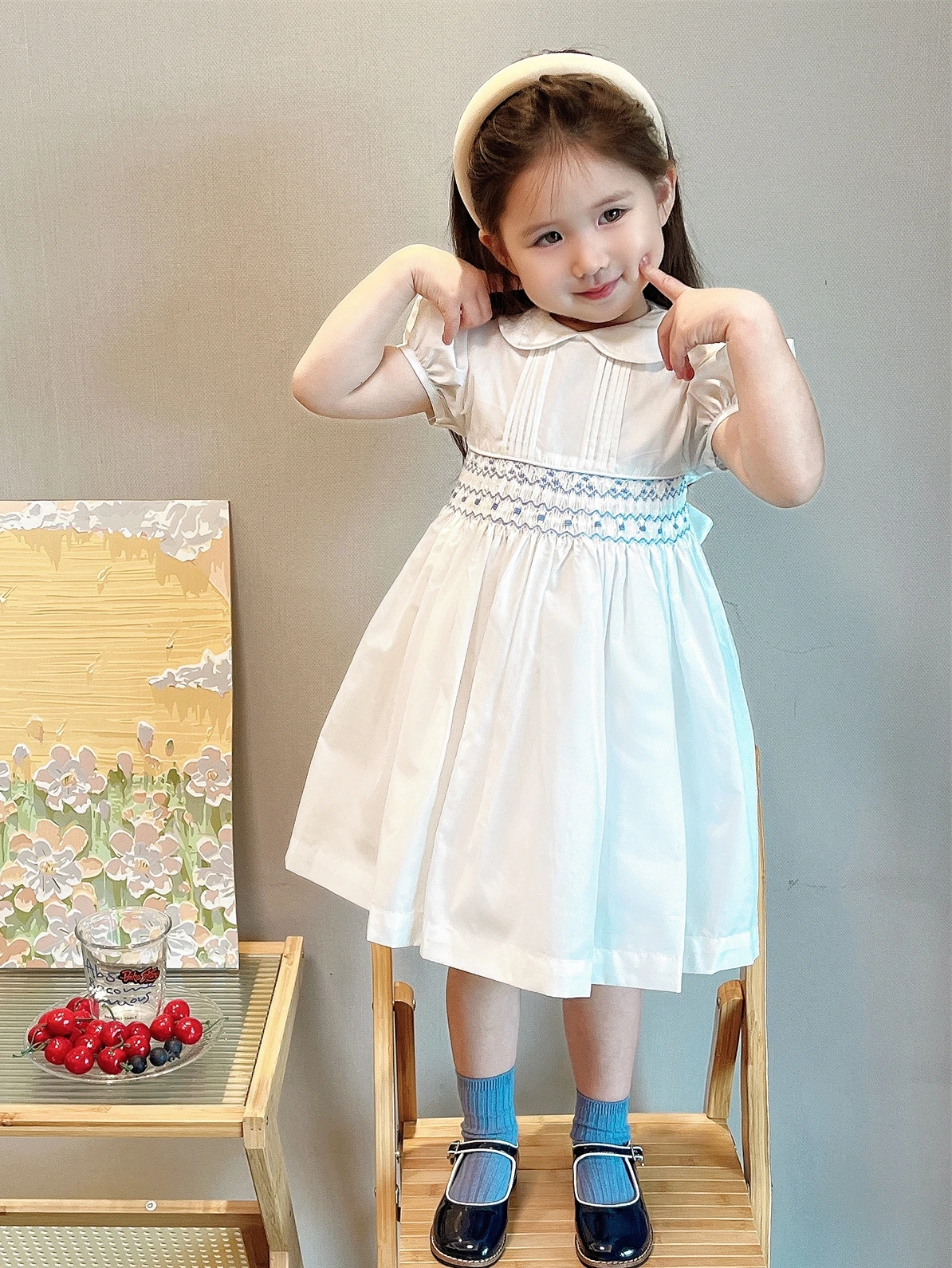 2024 Kids Spanish Dress Girls Handmade Smocking White Dress with Shorts Baby Smocked Clothes Children Birthday Baptism Frocks