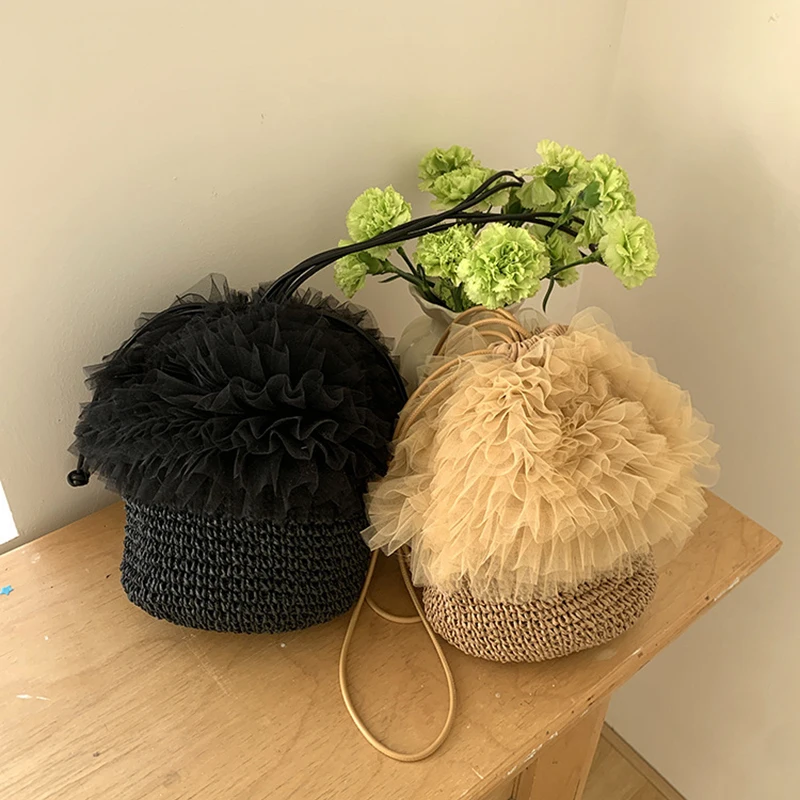 

French Lace Trim Straw Crossbody Bag Women Solid Color Bucket-shape Design Shoulder Bag Versatile Commuter Large Capacity Clutch