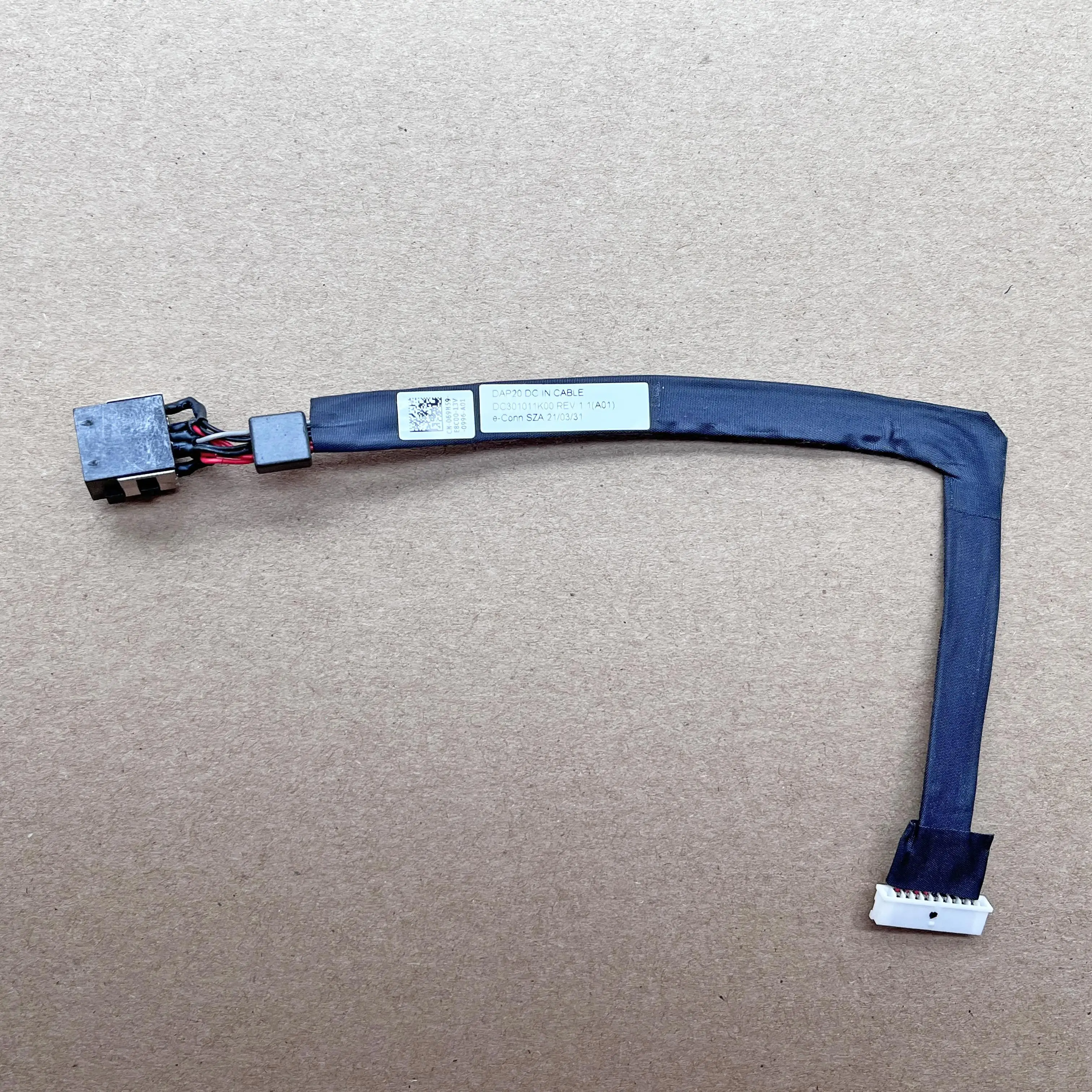 Dell Precision 7730 7740 DC의 경 - Laptop Accessories Dell 리뷰 및 가격
