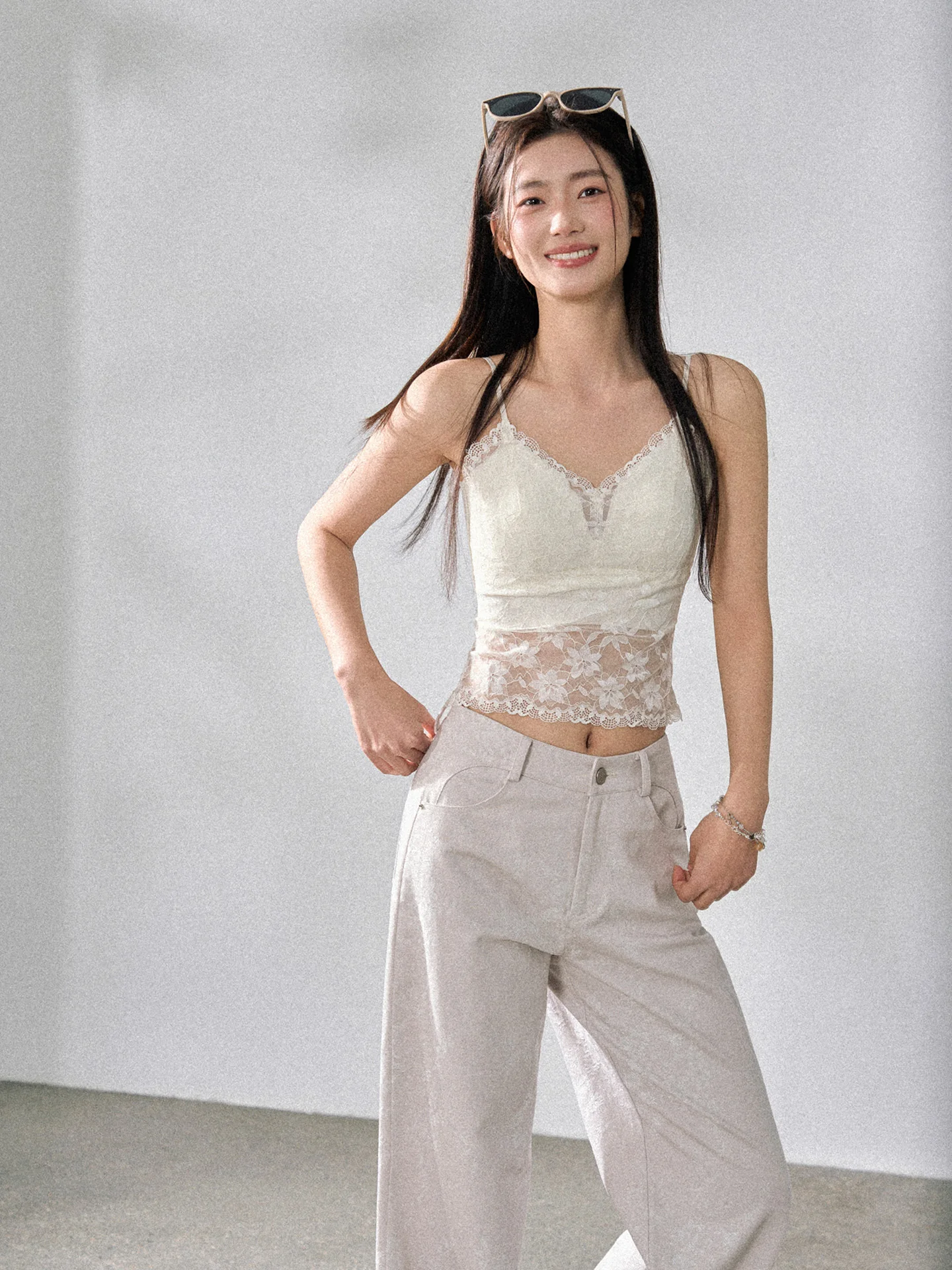 

Subtiel Lace ter Ne Slim Fit Women's Csole Top V-ne Inner Wear Faionable Versatile Breathable Nylon Spandex