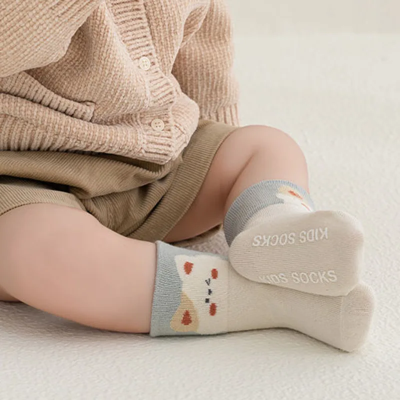 4 Pairs Newborns Baby Socks Spring Autumn Pure Cotton Loose Mouth Walk Sock Non Slip Cartoon Middle Tube Kids Sokcs