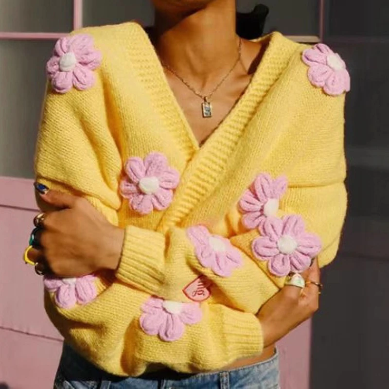 

Autumn Fashion Dimensional Flower Long Sleeve Knitted 2025 Casual Loose Button Tops Winter Women Elegant V-neck Cardigans Coats