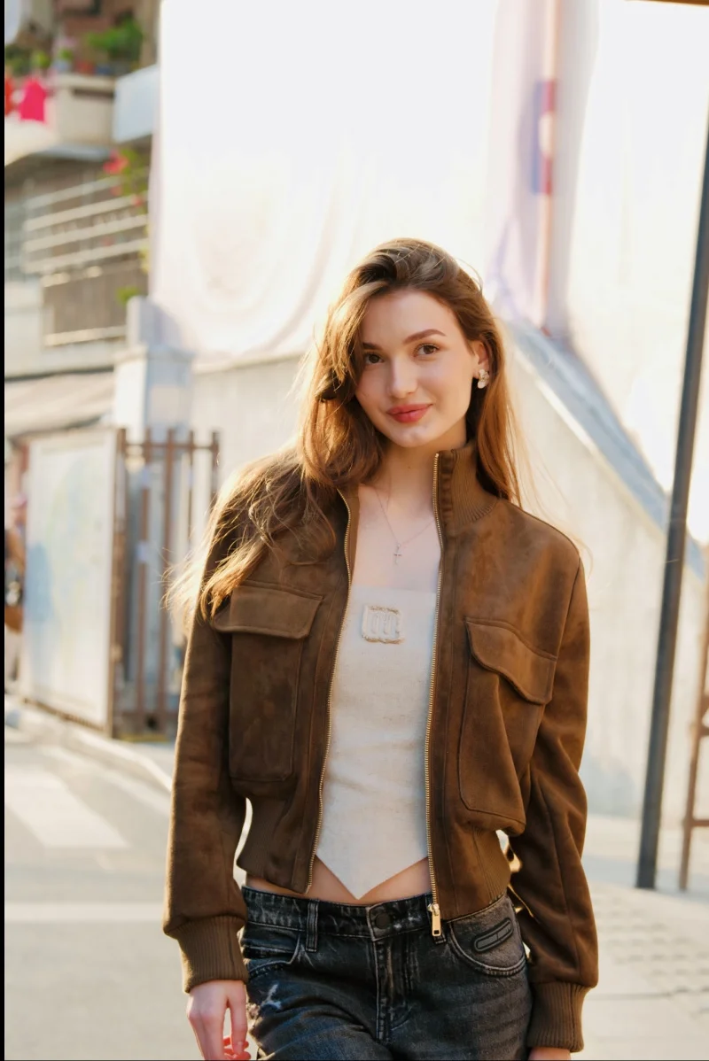 ETJ 2026 Damen Kunstwildlederjacke, kurze Fliegerjacke mit geripptem Saum, Cargotaschen, Reißverschluss, Stehkragen, Vintage-Herbstjacke – Detail 3