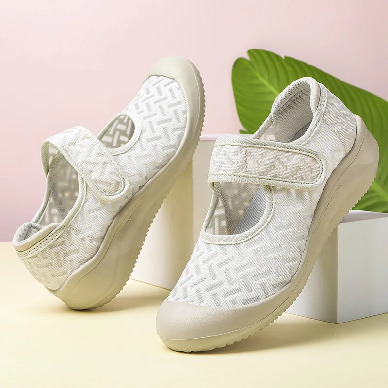 

Shoes Woman New Lightweight Sports Outdoor Platform Dance Shoes Breathable Casual Walking Mesh Vulcanized Shoes for Women 35-42