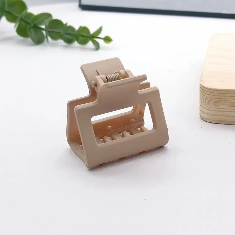 New Fashion Small Geometry Solid Colour Clip Hairpin for Women