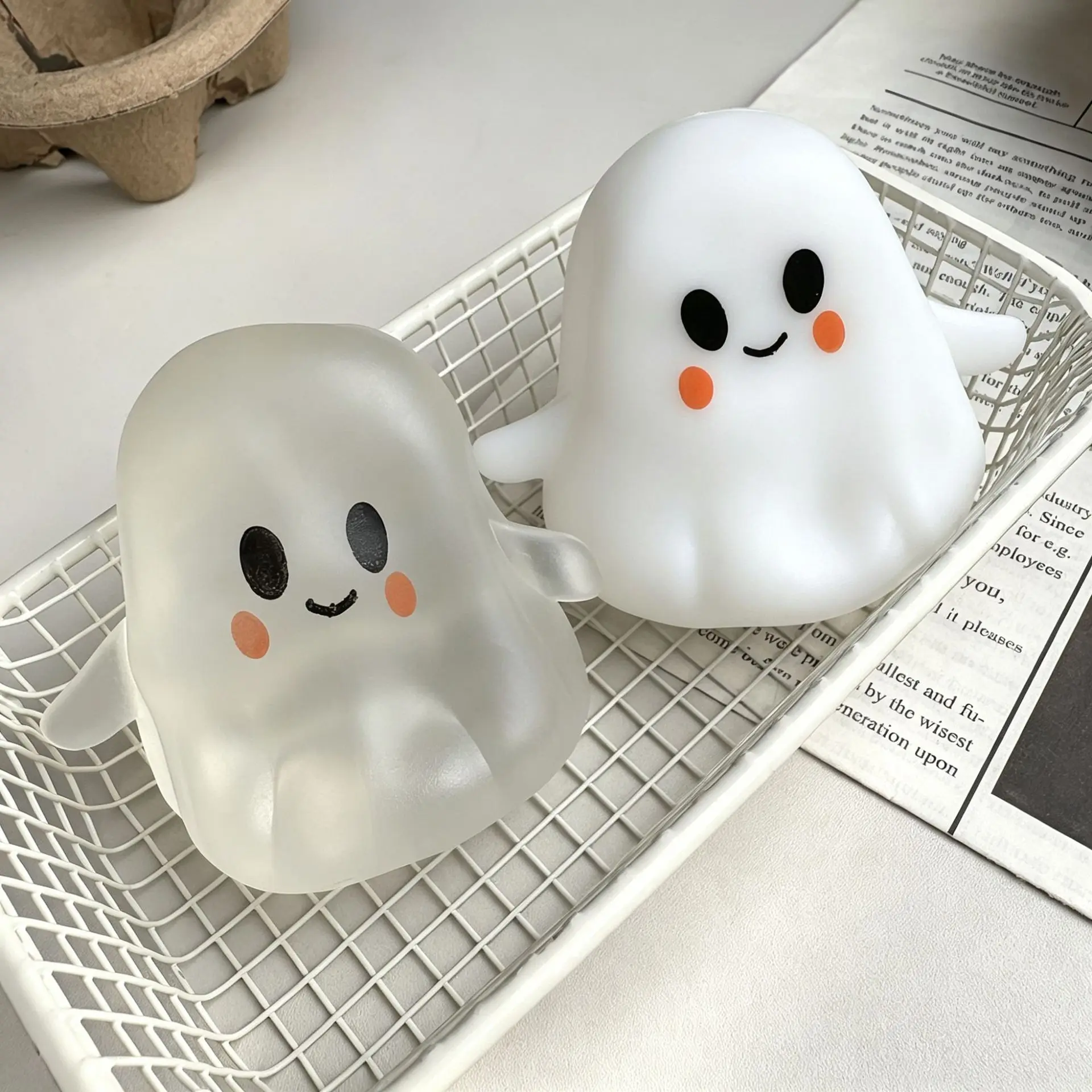 Neue Halloween-Formbare Niedliche Geister- & Dämonen-Quetschbälle, Gefüllt mit Kokosöl & Vaseline, Sensorisches Fidget-Gadget gegen Stress & Anspannung – Detail 3