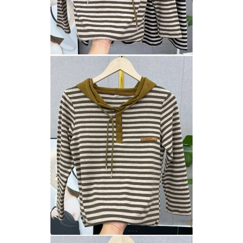 Nowa modna koszulka w paski w kolorach blokowych Jesienna koszulka z kapturem i guzikiem z długim rękawem