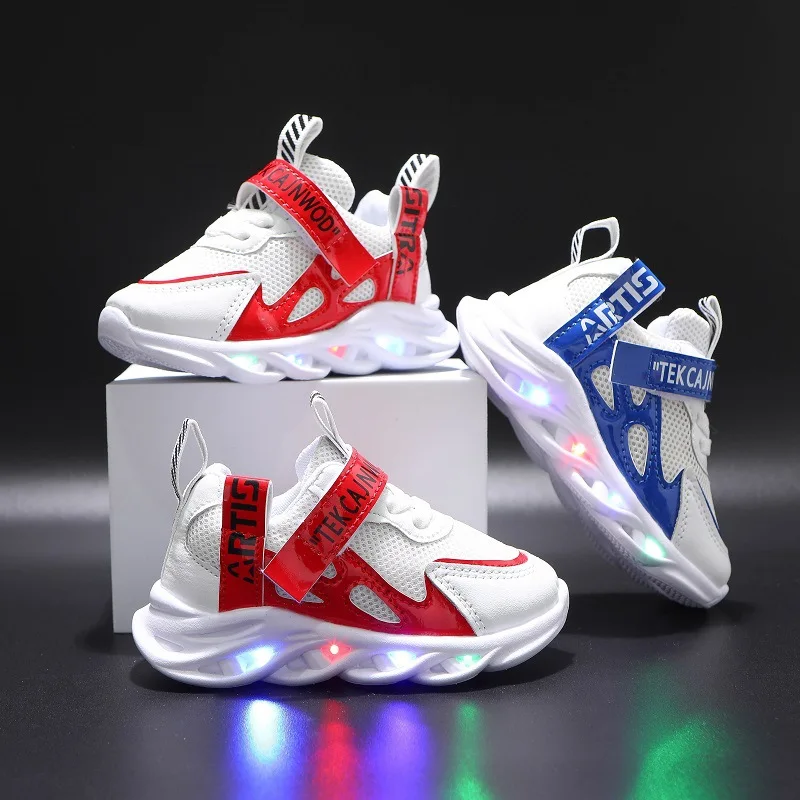 

LED Light Kids Shoes Fashion Girls Shoes Boys Sport Sneakers Baby Soft Botton First Walker Children Luminous Tennis Shoes