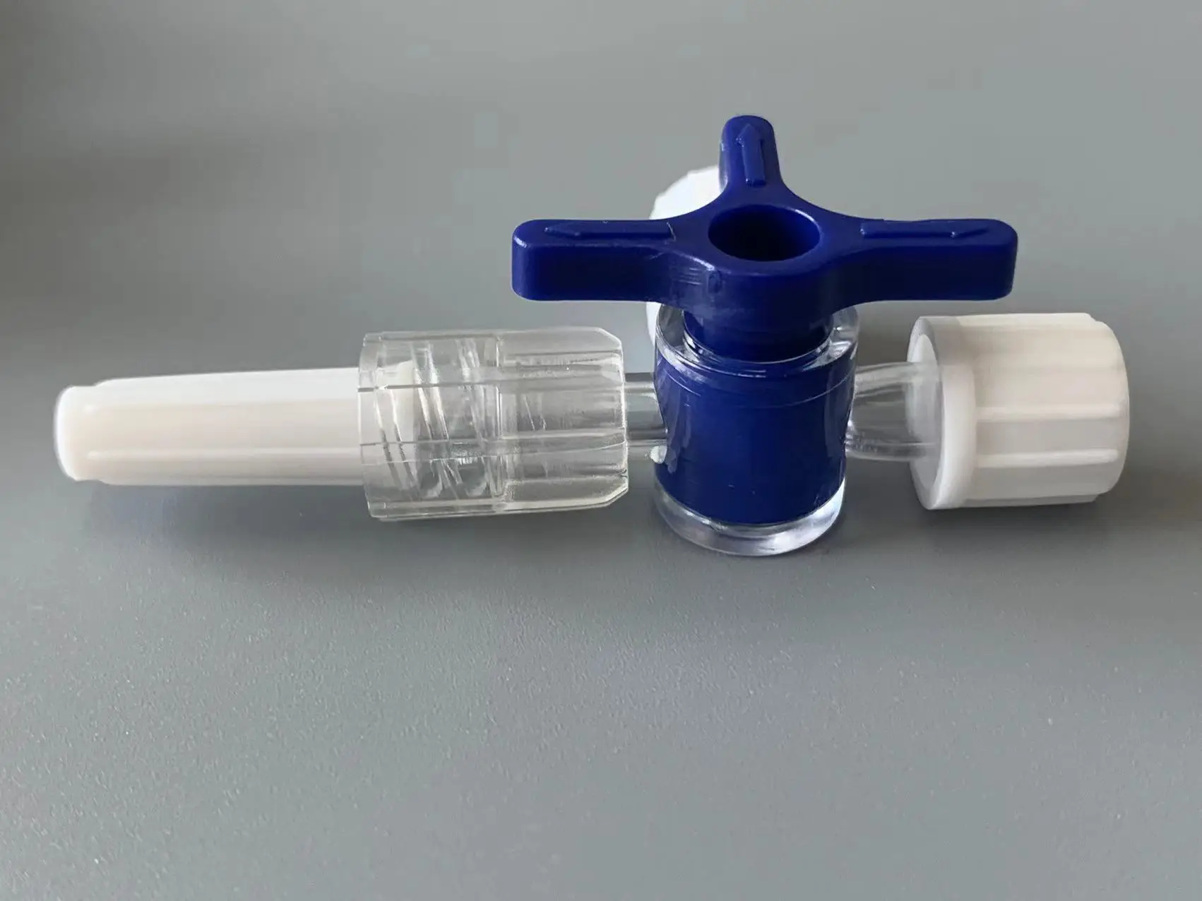 Good quality three way stock cock with luer connector