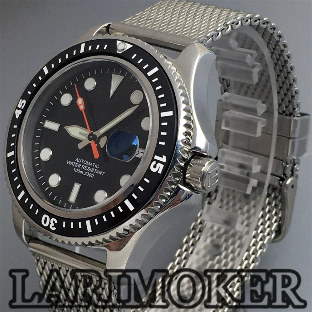 LARIMOKER 44MM Mannen Mechanisch Horloge Datum Solid Case Metalen Armband Saffierglas Zwarte Wijzerplaat Keramische Bezel NH35 Beweging