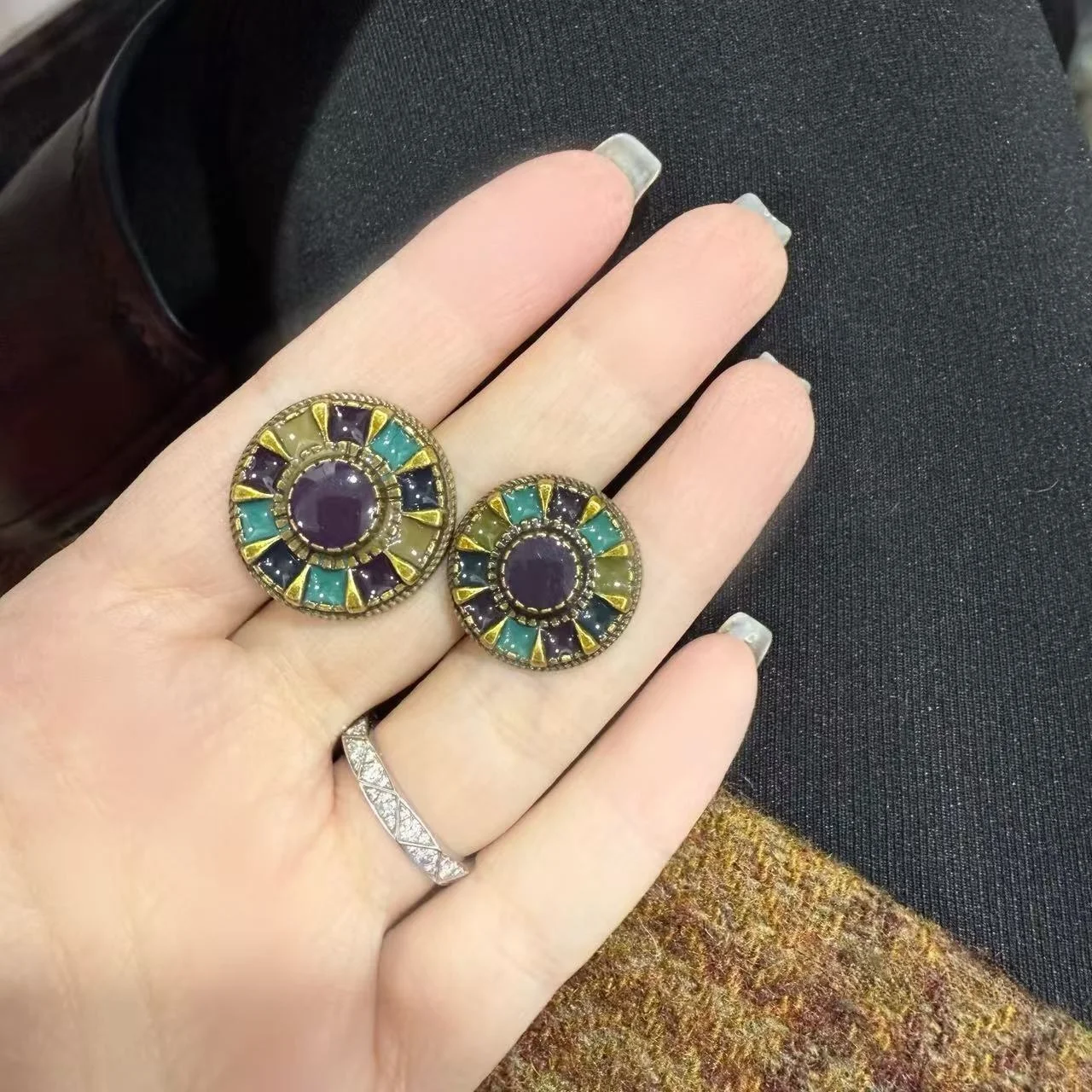 

Manna Vintage Colored round Decorative Metal Button Women's Coat Jacket Sweater Stylish Quality Large Button Home Fabric