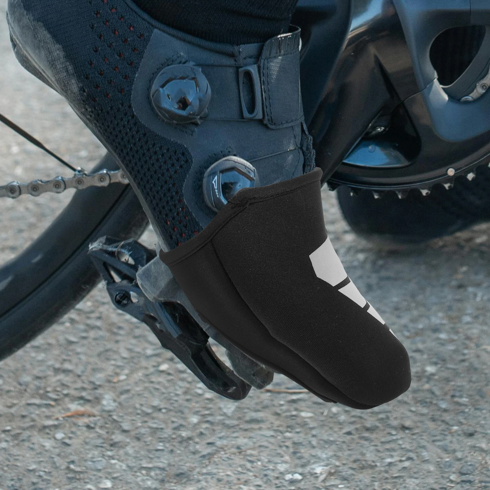 

1 Pair Waterproof Cycling Shoe Covers Thickened Windproof Dustproof Anti-Scratch Reflective Outdoor Riding Accessories Neoprene