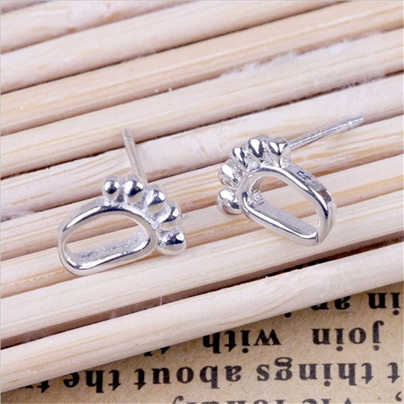 1 زوج المرأة لطيف ليتل القدم وأقراط صغيرة حافي القدمين آثار أقدام الجوف خارج الأقراط لفتاة النساء