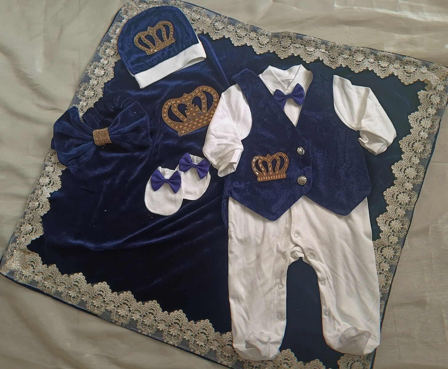 Velvet Newborn Baby Boy Outfits Blazer Vest Kids Clothing Cotton Infant Products Body Suit Shirt Pants Mittens Receiving Blanket