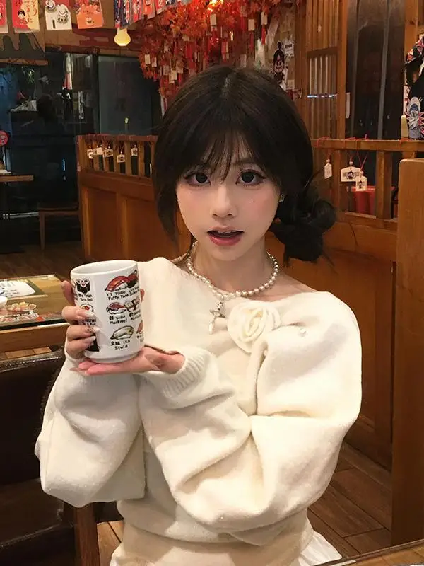 Soft Cozy White Shoulder Bared Knitted Top Women's Autumn Winter Design Sensation Rich Girl Feeling Sweater Slant Collar
