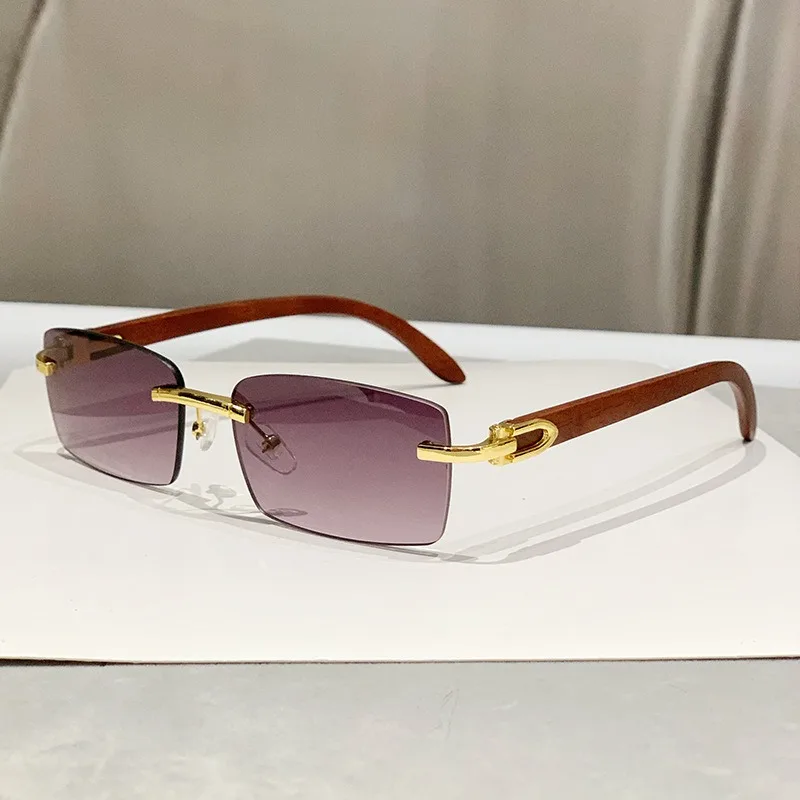 Hochwertige Quadratische Rahmenlose Damen-Sonnenbrille mit Holzmaserung-Bügeln, Trendige Personalisierte Modebrille für Street Photography
