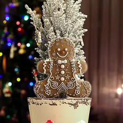 Gingerbread Yard Signs Christmas Acrylic Gingerbread Man Yard Stake Weatherproof Plug Garden Decoration Seasonal Gingerbread