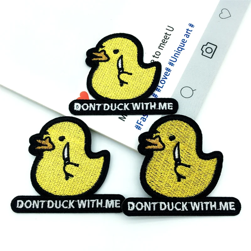 3 Stück gelbe Enten stickerei Klett verschluss Ente mit mir Abzeichen Cartoon Ente DIY Aufkleber für Kleidung, Taschen, Schuhe, Hüte usw.