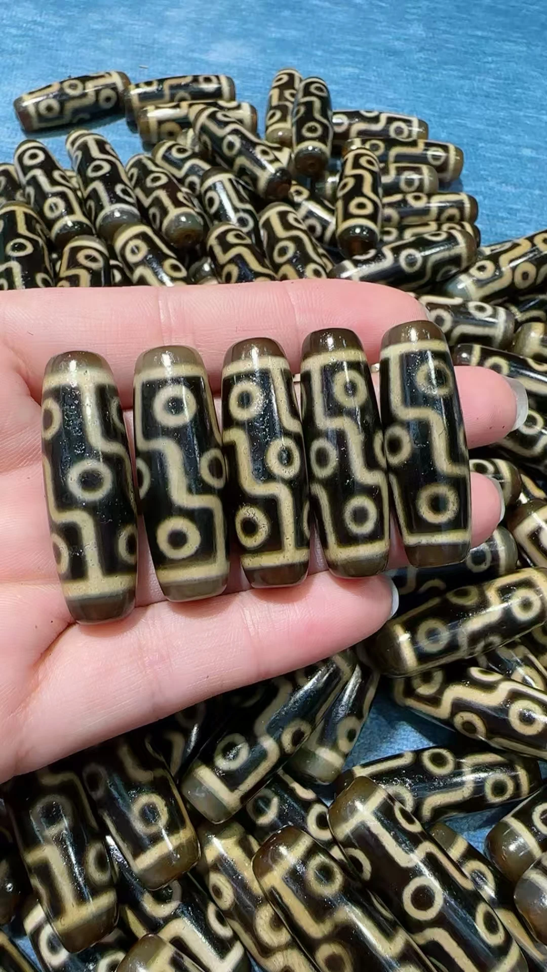 20pcs/lot 40mm long Ivory color 9 Eyes Natural Agate Ji Powerful Amulet Collectible Pendants bracelets for men and women
