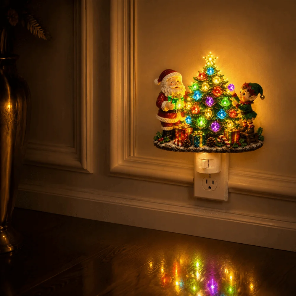 Resin Material Christmas Night Light Decorative Figurine Wall-mounted Style Wall Night Light Plug-in Design Christmas Tree Shape