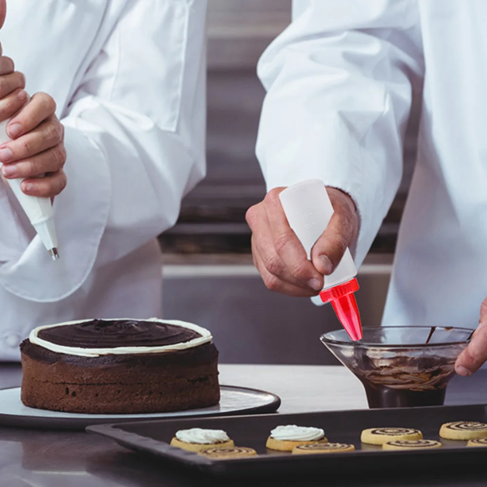 

4Pcs Cake Decorating Bottles Transparent Multi-Function Squeeze Bottles Household Icing Decorating Tool Baking Supply