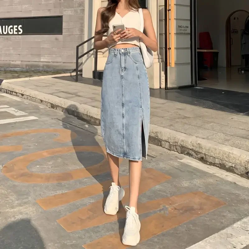 

Blue Women's Denim Skirt with Slit Gyaru Female Jeans Skirts Streetwear Stylish Clothing Trend 2025 Vintage Y2k Korean Style V