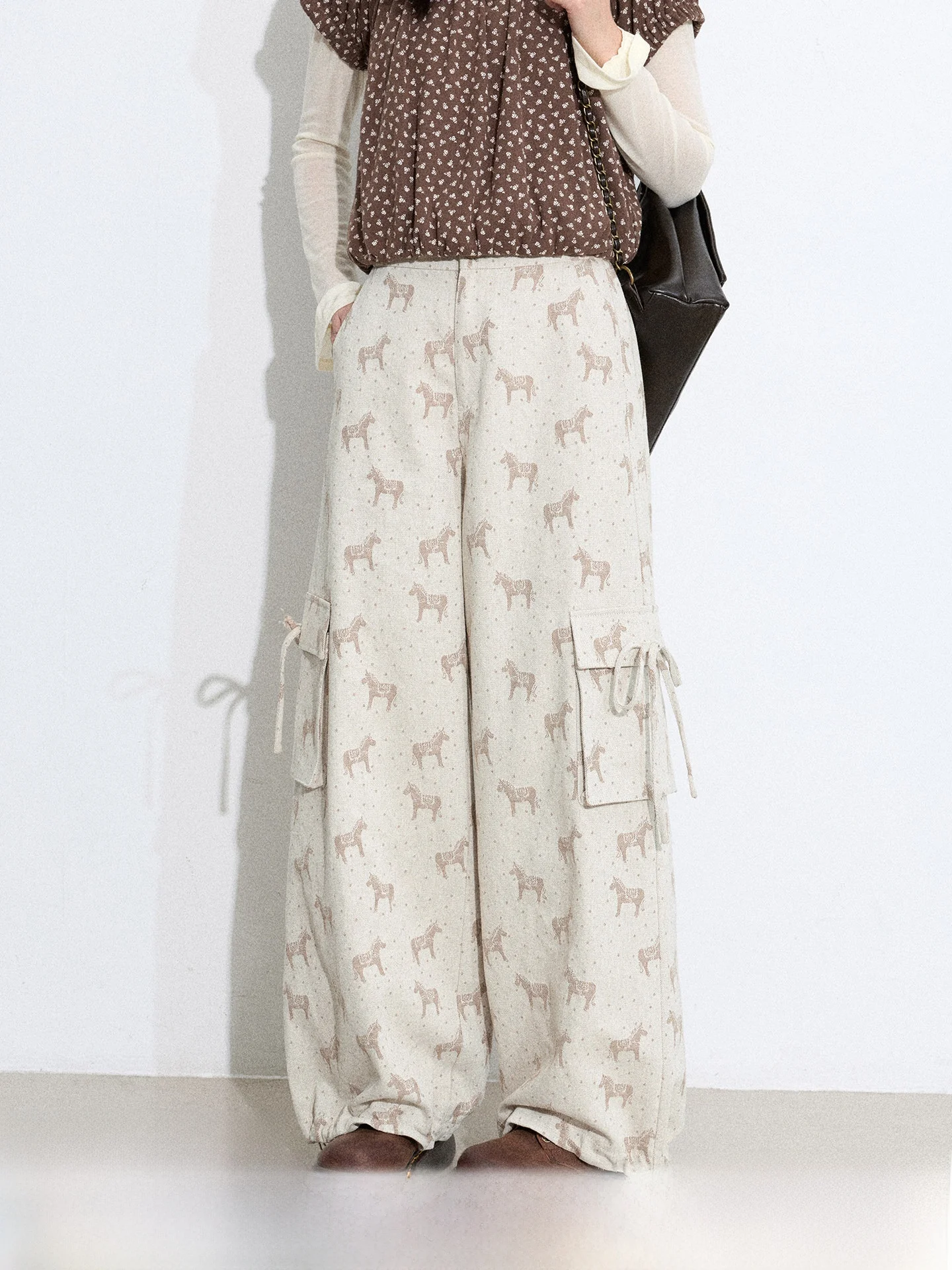 

Original Sweet Plum Embroidery Workwear Wide Leg Pants Women's High Waist Casual Jeans Spring Season Comfortable Cotton...