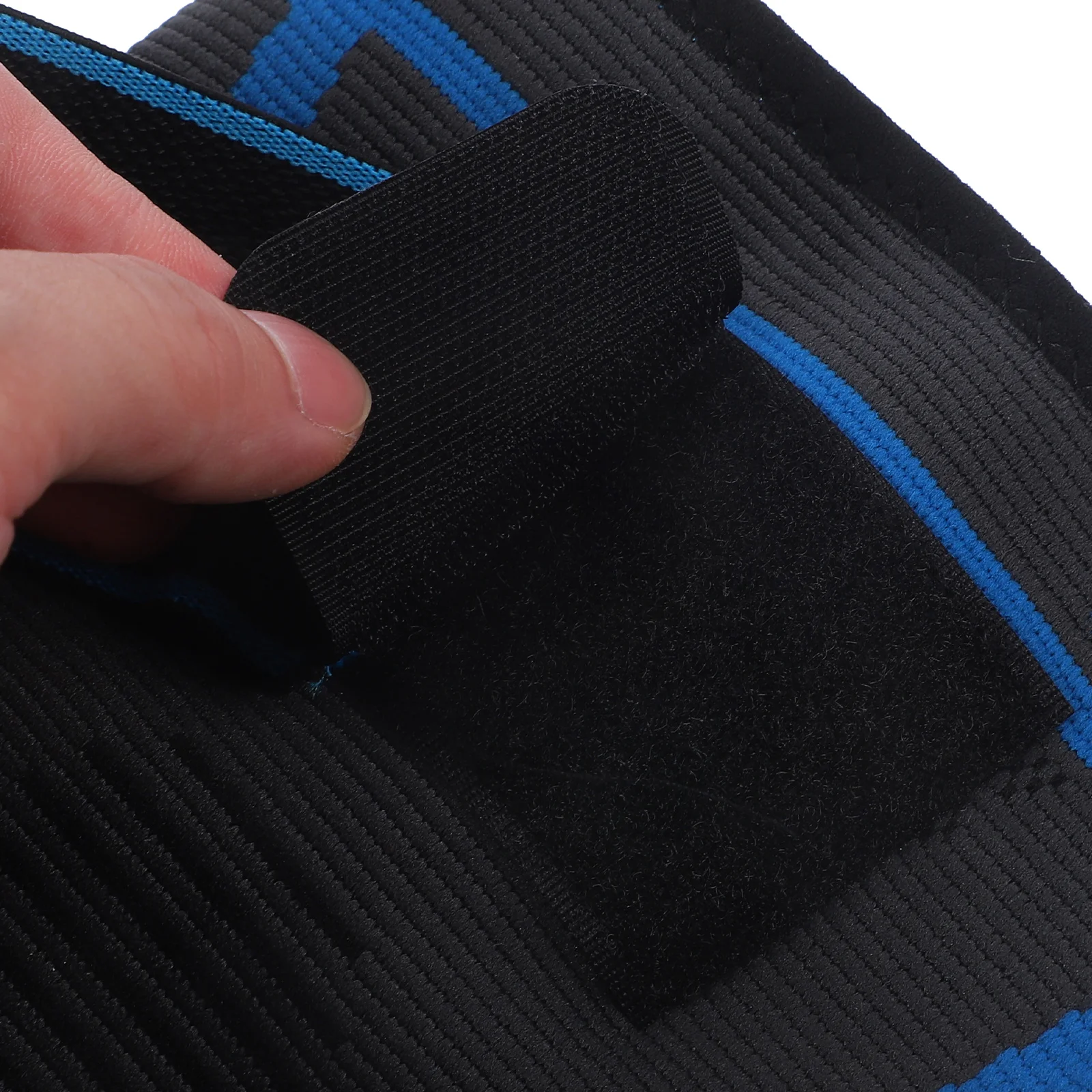 

Knee Protector Compression Strap Black Nylon for Daily Jogging Cycling Running M Size Comfortable Support Portable Brace