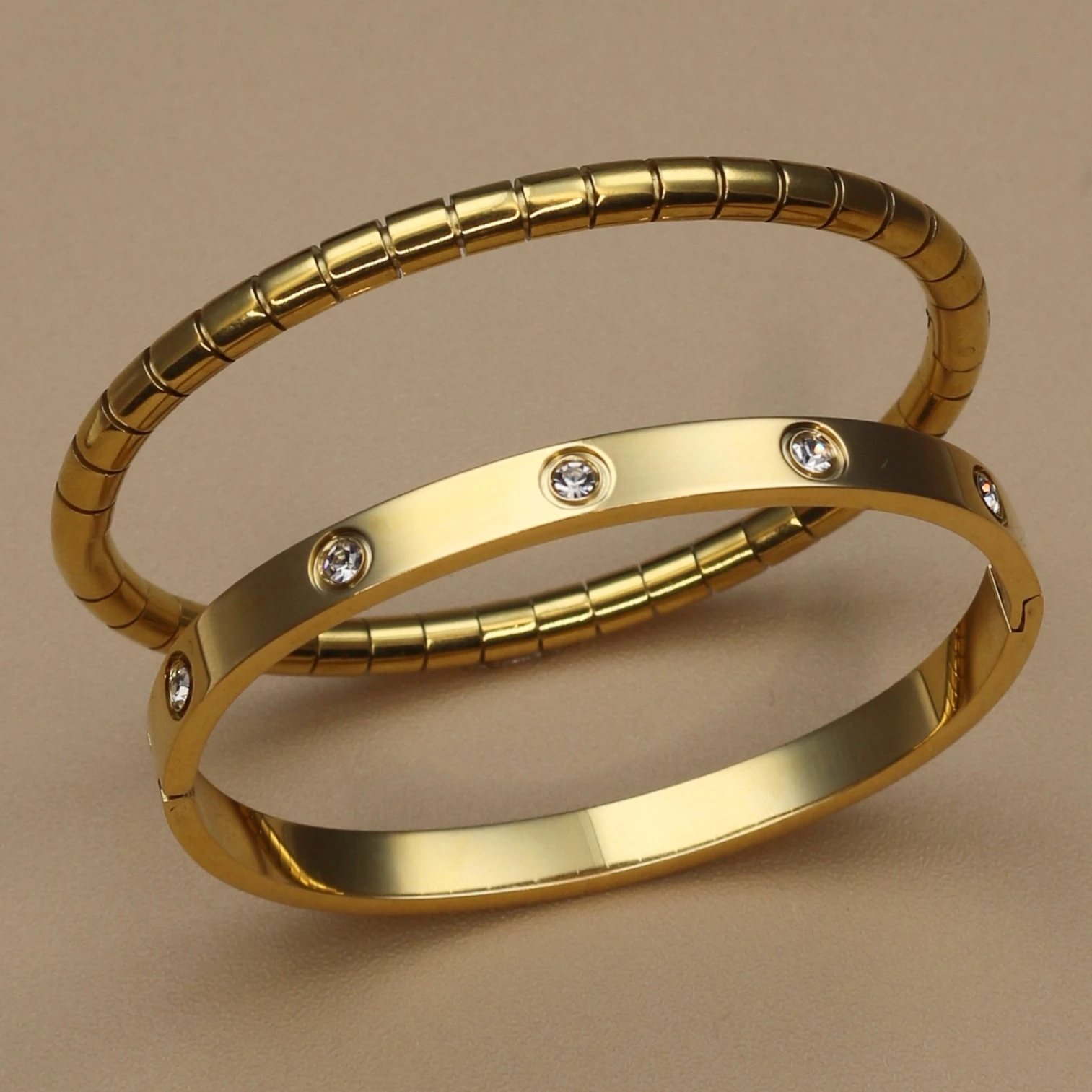 XCB-019 High Polished Stainless Steel Gold Color Waterproof Bracelet Light Luxury Luster Zircon Women's Bangle Fashion Jewellery