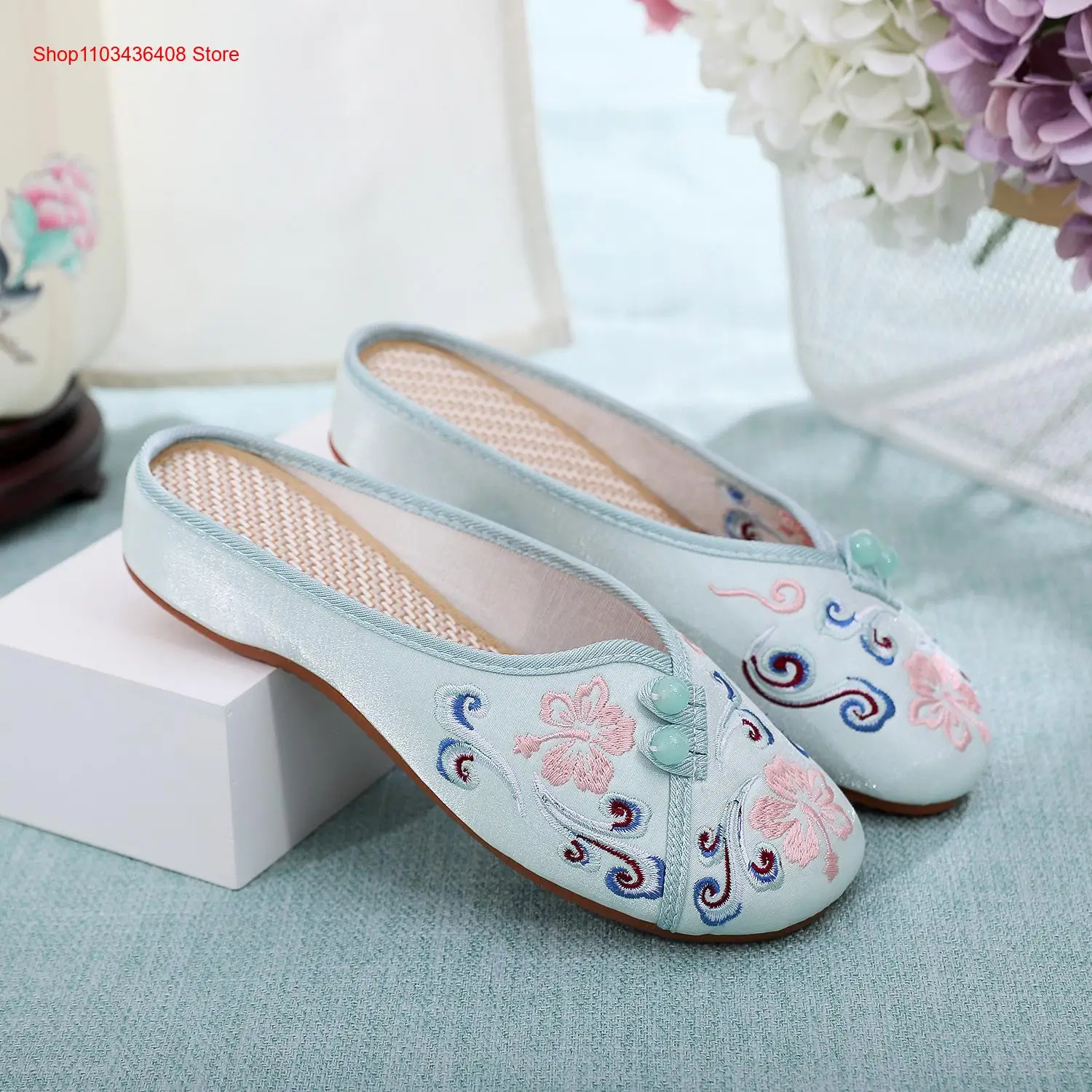 Women\'s Summer Breathable Linen Hanfu Shoes Half Slippers Soft Bottom Ethnic Style Embroidered Shoes