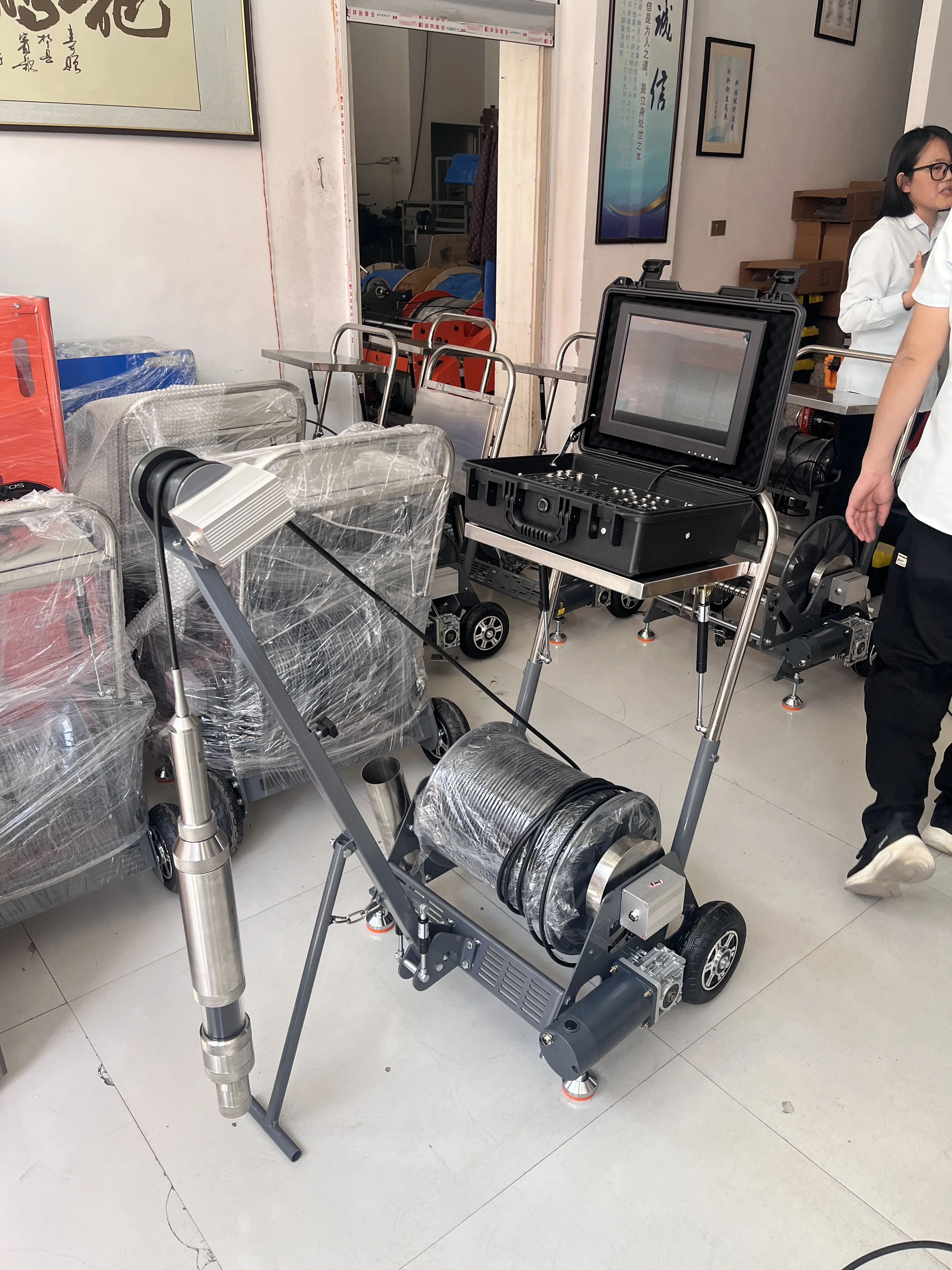 Nueva cámara panorámica HD con tarjeta de memoria de 32G de alta calidad, 100m, 200m, 300m, cámara de perforación, cámara de detección de perforación de pozos de agua