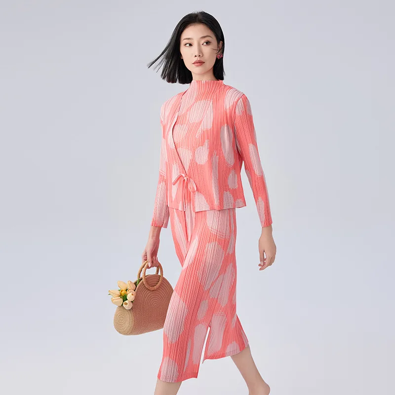 

MIYAKE PLEATS-Two-Piece Set, Short-Sleeved Dress, Simple Slim Straight Dress, Versatile Lace-up Short Jacket, New Summer