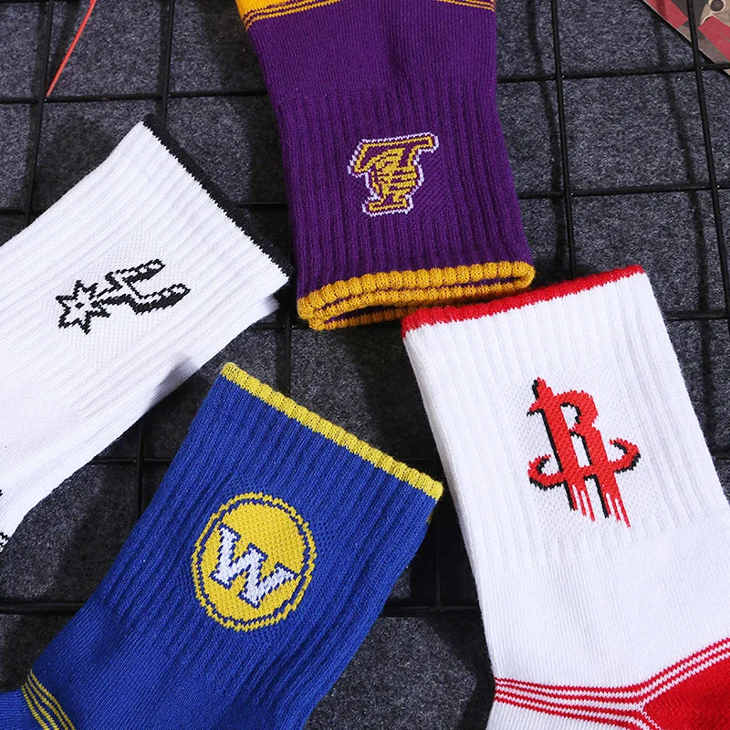 Basketball socks mid-barrel cotton sweat-absorbing sports socks badge basketball socks tide men\'s must-have socks