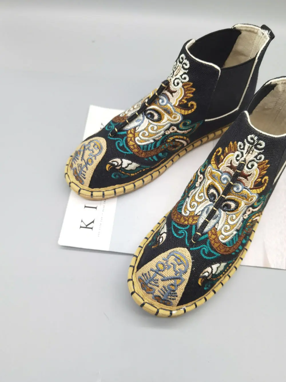 Chinese style mens embroidery high top cloth shoes retro official boots Ancient Hanfu shoes Kungfu Shoes Martial Art Sneaker