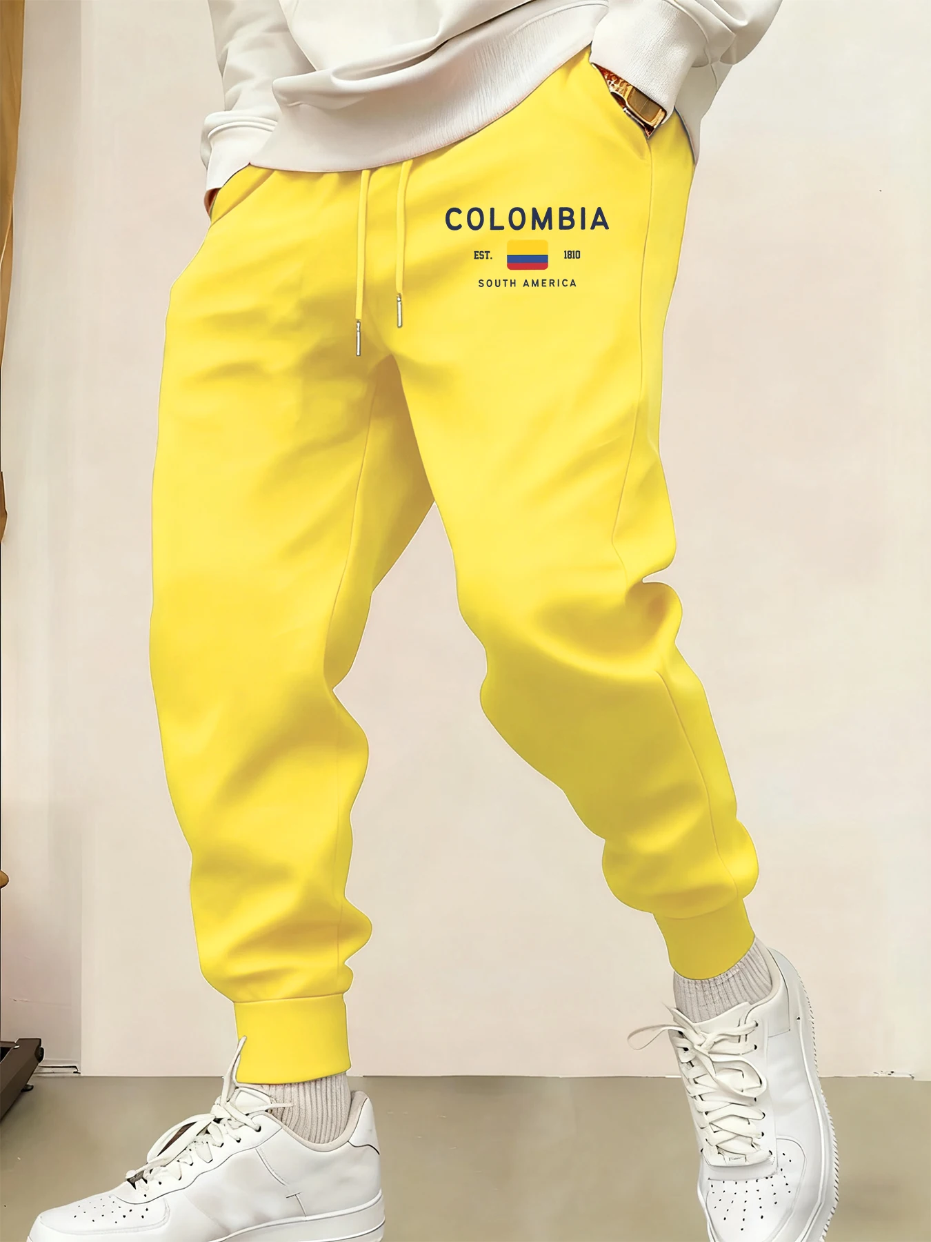 

Colombia South America Est 1810 Printed Man Sweatpants Fashion Fleece Pant Trendy Jogging Britches Casual Comfy Long Pants