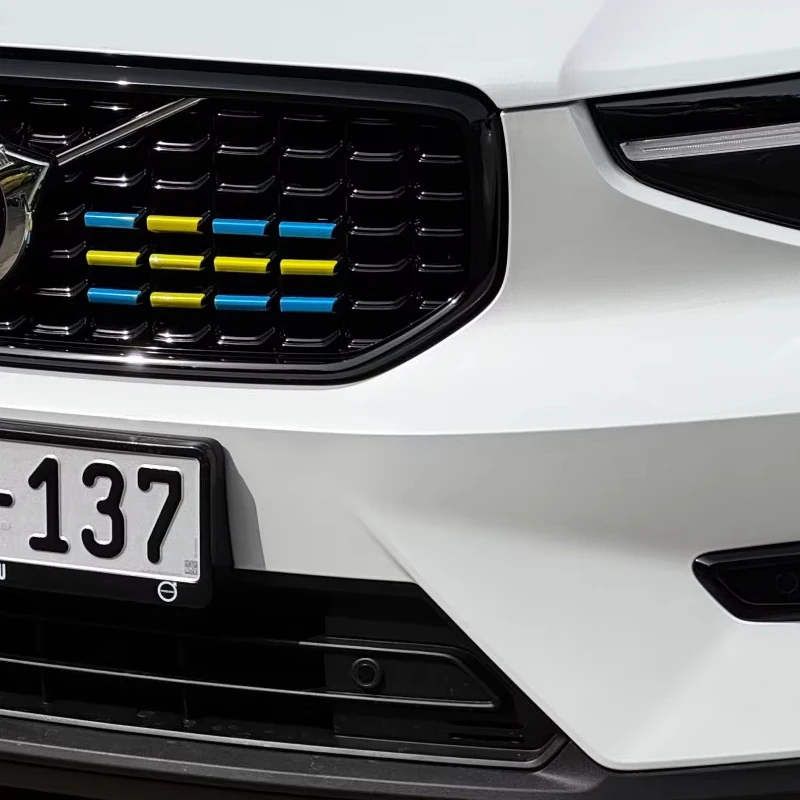ボルボミドルメッシュグリル装飾装飾ストリップ xc60 s90 xc40 xc90