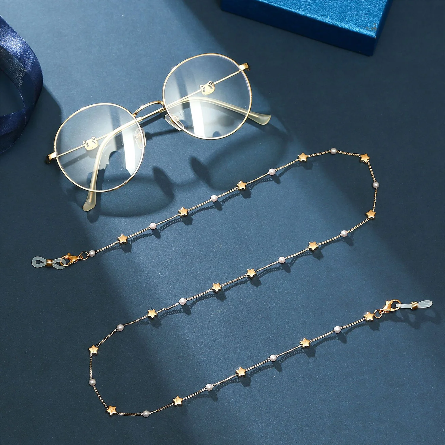 Fashion Pearl Glasses Chain for Women Luxury Beads Sunglass Lanyard Heart Charm Mask Strap Holder Neck Cord Eyewear Jewelry Gift