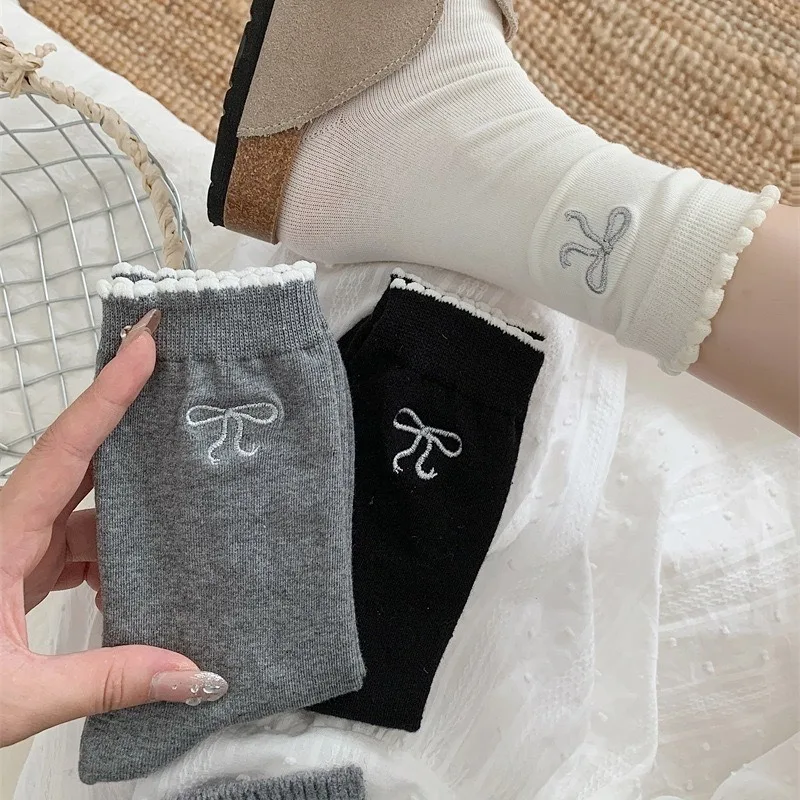 

3 Pairs Embroidered Bow White Frilly Socks School Mid Tube Cotton Socks Girls Korean Style Women's Coquette Socks High Quality