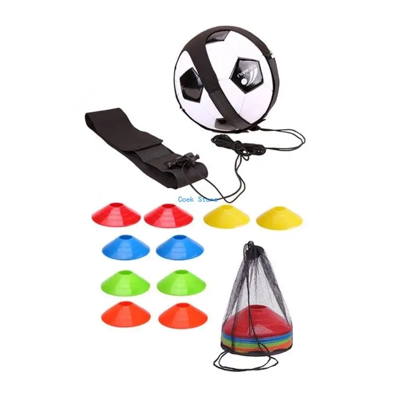 11UE مدرب كرة القدم ركلة رمي المعزوفات المنفردة ممارسة التدريب يساعد على التحكم في المهارات المعدلة