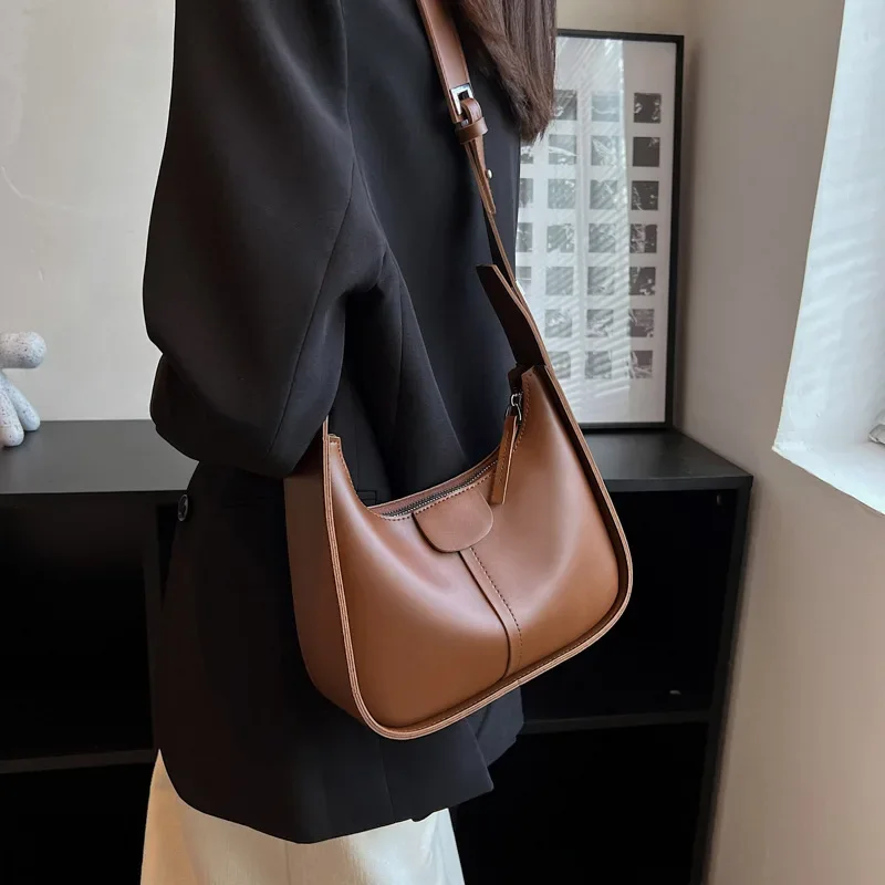 

Vintage Shoulder Crossbody Bags For Women PU Leather Women‘s New 2023 Trend Fashion Handbag Clutch Small Simple Solid Color Bag