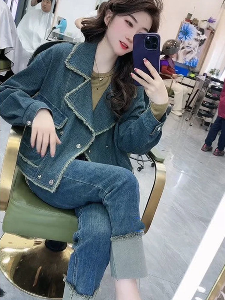 

Осеннее нежное модное джинсовое пальто в уличном стиле с ярким и возрастным синим воротником с лацканами, повседневный брючный костюм с маленькими штанинами